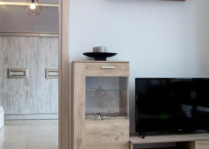 Iris Apartment